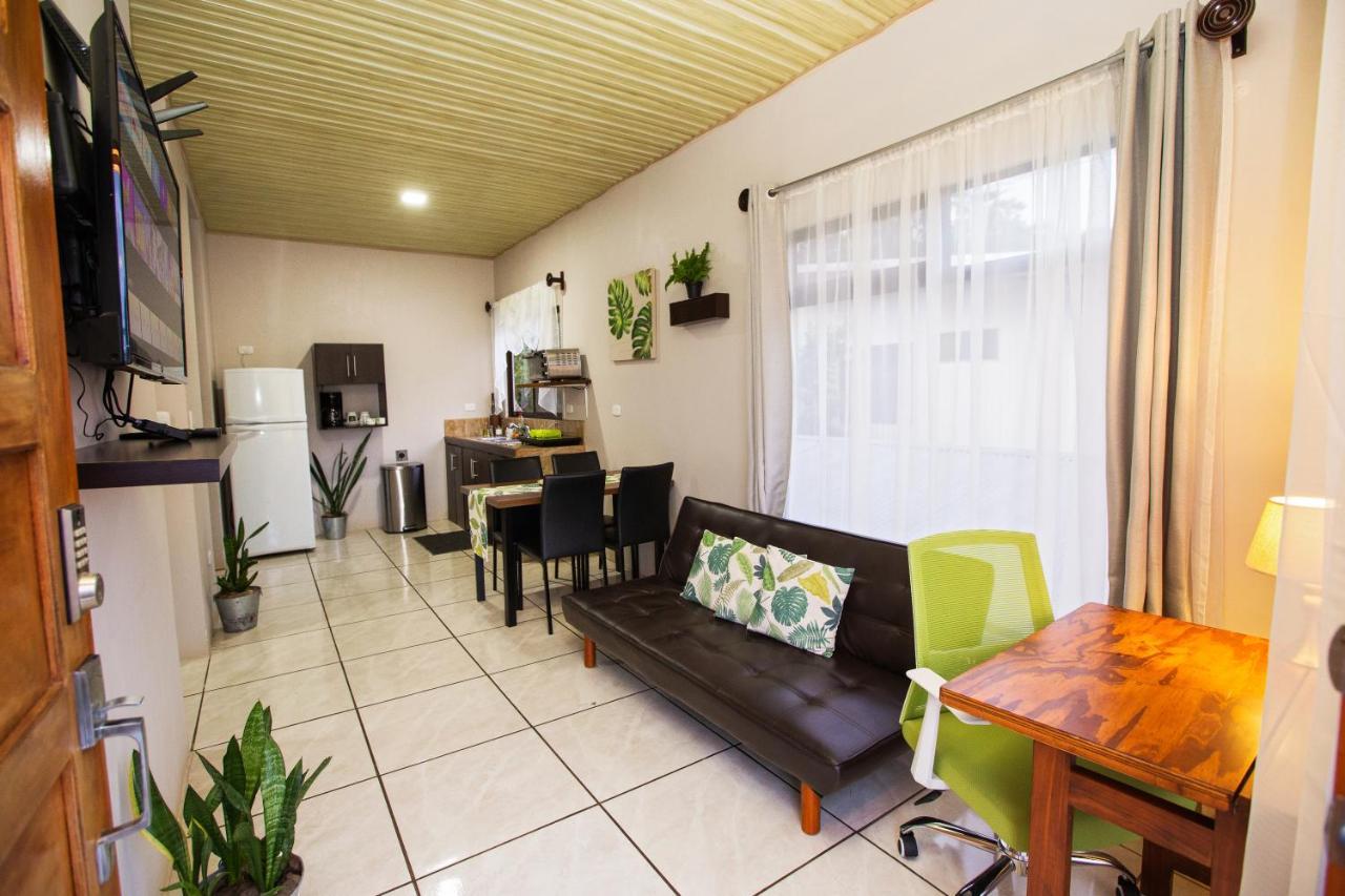 Apartamento Lantana ,Monteverde Con Aire Acondicionado Y Lavanderia Ngoại thất bức ảnh